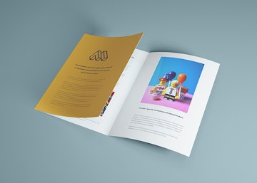 Download Free Brochure Psd Mockups Graphberry Com